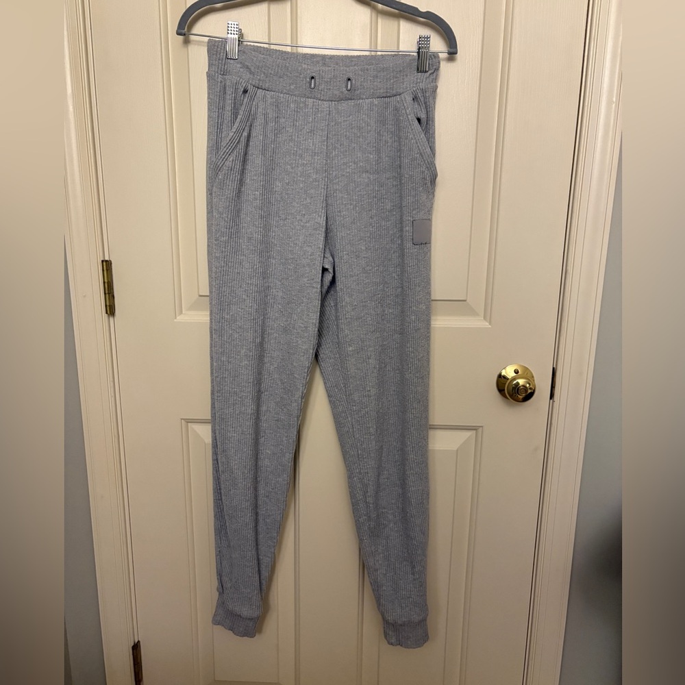 Alo Joggers